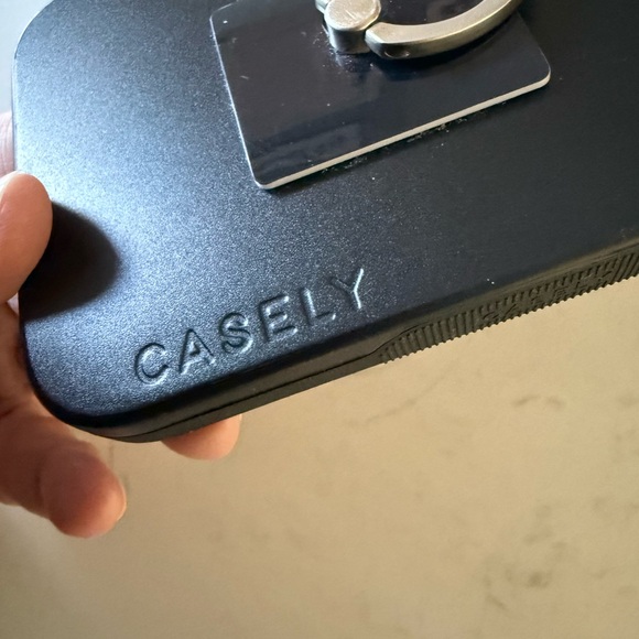 Casely Pro max 13 - Picture 2 of 4